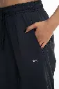 Puller-Joggers_black_03.webp
